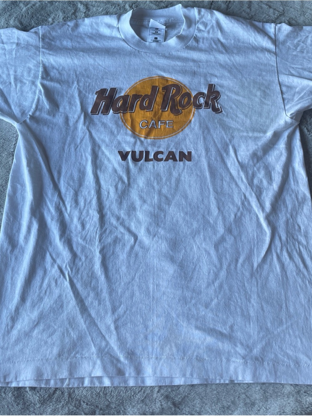 Hard Rock Cafe Vulcan Logo Short Sleeve T-Shirt - White/Yellow vintage 90’s